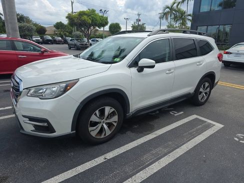 Used 2019 Subaru Ascent Premium AWD/4WD image 2