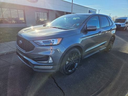 Used 2023 Ford Edge ST-Line w/ Class II Trailer Tow Package image 2