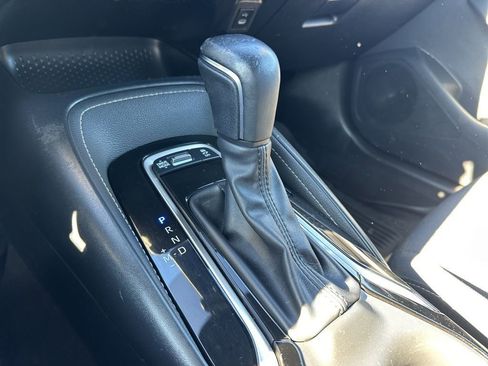 Used 2025 Toyota Corolla SE image 15