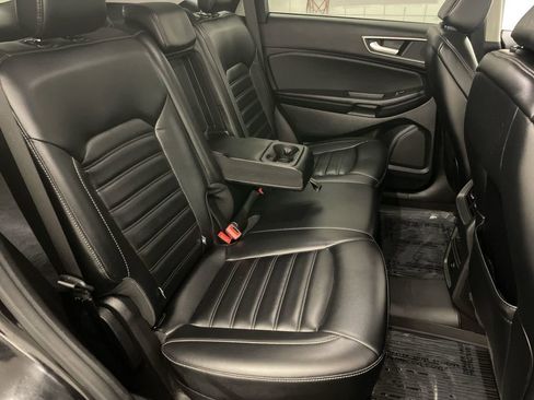 Used 2023 Ford Edge SEL image 19