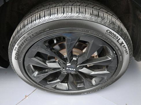 Used 2023 Kia Sorento SX AWD/4WD image 15