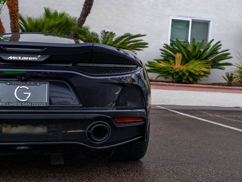 Used 2023 McLaren GT image 29