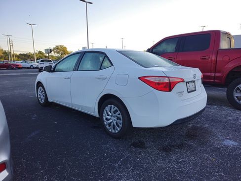 Used 2019 Toyota Corolla LE image 17
