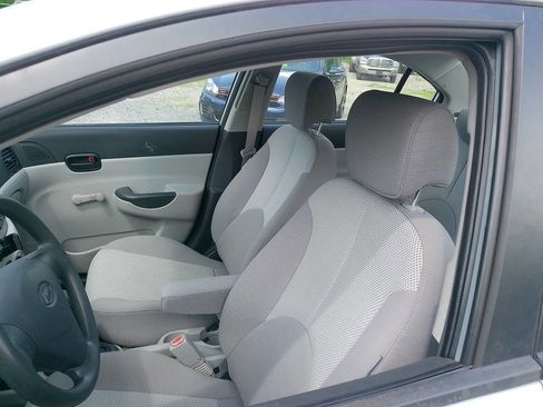 Used 2009 Hyundai Accent GLS w/ Popular Equipment Pkg 5 FWD image 26