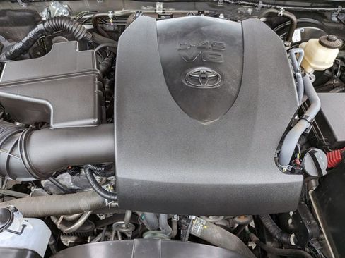 Used 2022 Toyota Tacoma SR5 image 22