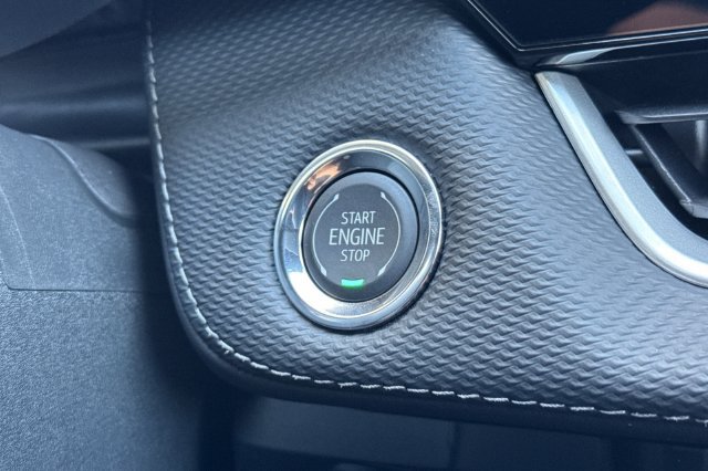 New 2027 Chevrolet Equinox LT FWD image 32