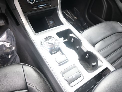 Used 2021 Ford Edge SEL w/ Convenience Package image 14