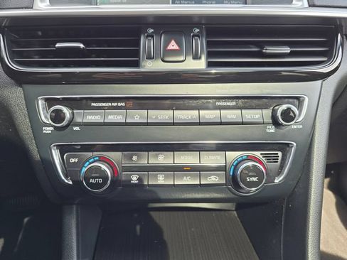 Used 2020 Kia Optima Premium FWD image 20