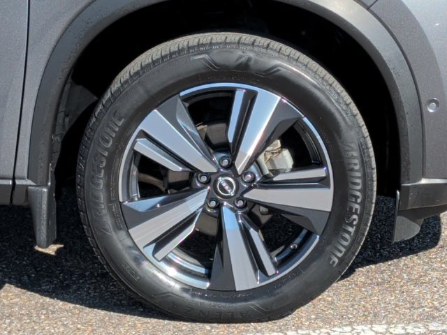 Certified 2023 Nissan Rogue SL w/ SL Premium Package AWD/4WD image 9