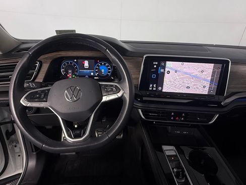 Used 2024 Volkswagen Atlas SEL Premium R-Line AWD/4WD image 13