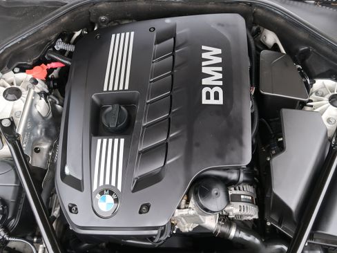 Used 2011 BMW 528i Sedan RWD image 40