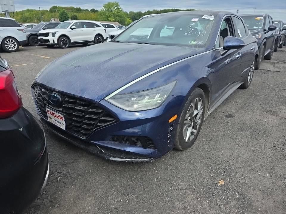 Used 2020 Hyundai Sonata SEL w/ Convenience + Sunroof Package FWD image 2