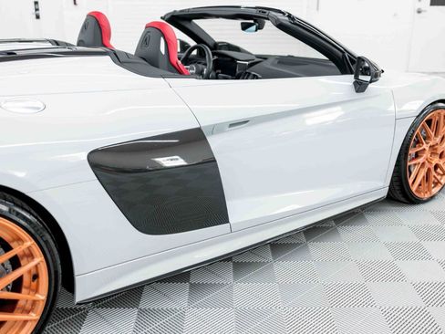 Used 2018 Audi R8 V10 plus image 19