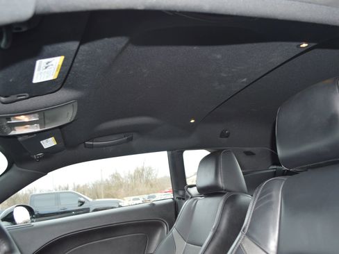 Used 2015 Dodge Challenger R/T Plus RWD image 17