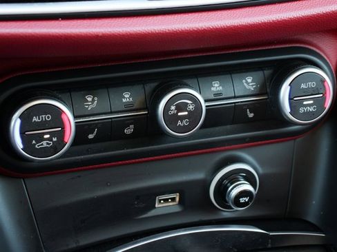 Used 2021 Alfa Romeo Stelvio Sprint w/ Nero Edizione image 35