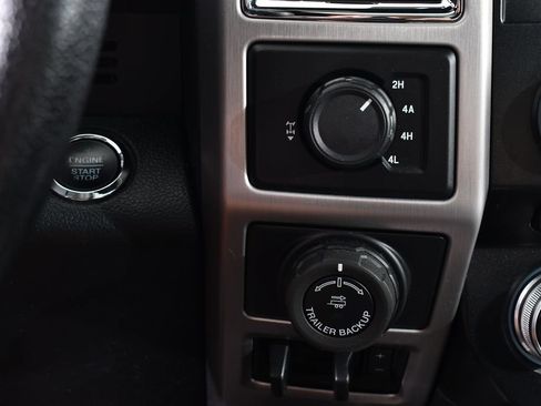 Used 2016 Ford F150 Platinum w/ Equipment Group 701A Luxury AWD/4WD image 28