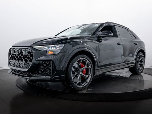 New 2026 Audi RS Q8 performance image 6