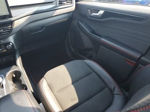 Used 2023 Ford Escape ST-Line w/ Tech Pack #1 AWD/4WD image 23