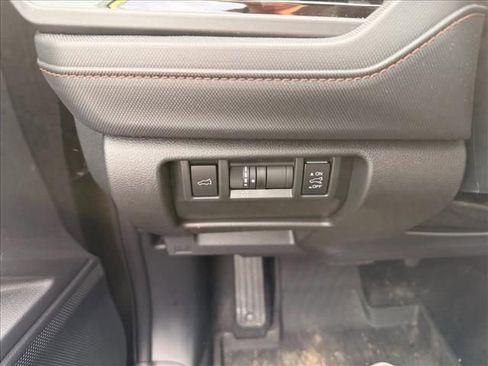 Used 2025 Subaru Forester Touring AWD/4WD image 12