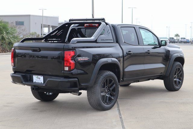 New 2025 Chevrolet Colorado Trail Boss w/ Midnight Edition AWD/4WD image 8