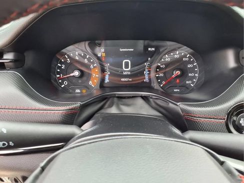 Used 2025 Jeep Compass Trailhawk AWD/4WD image 20