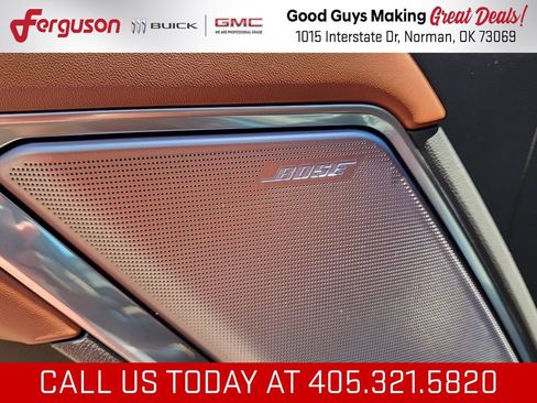 New 2026 GMC Sierra 2500 Denali Ultimate w/ Max Trailering Package AWD/4WD image 17
