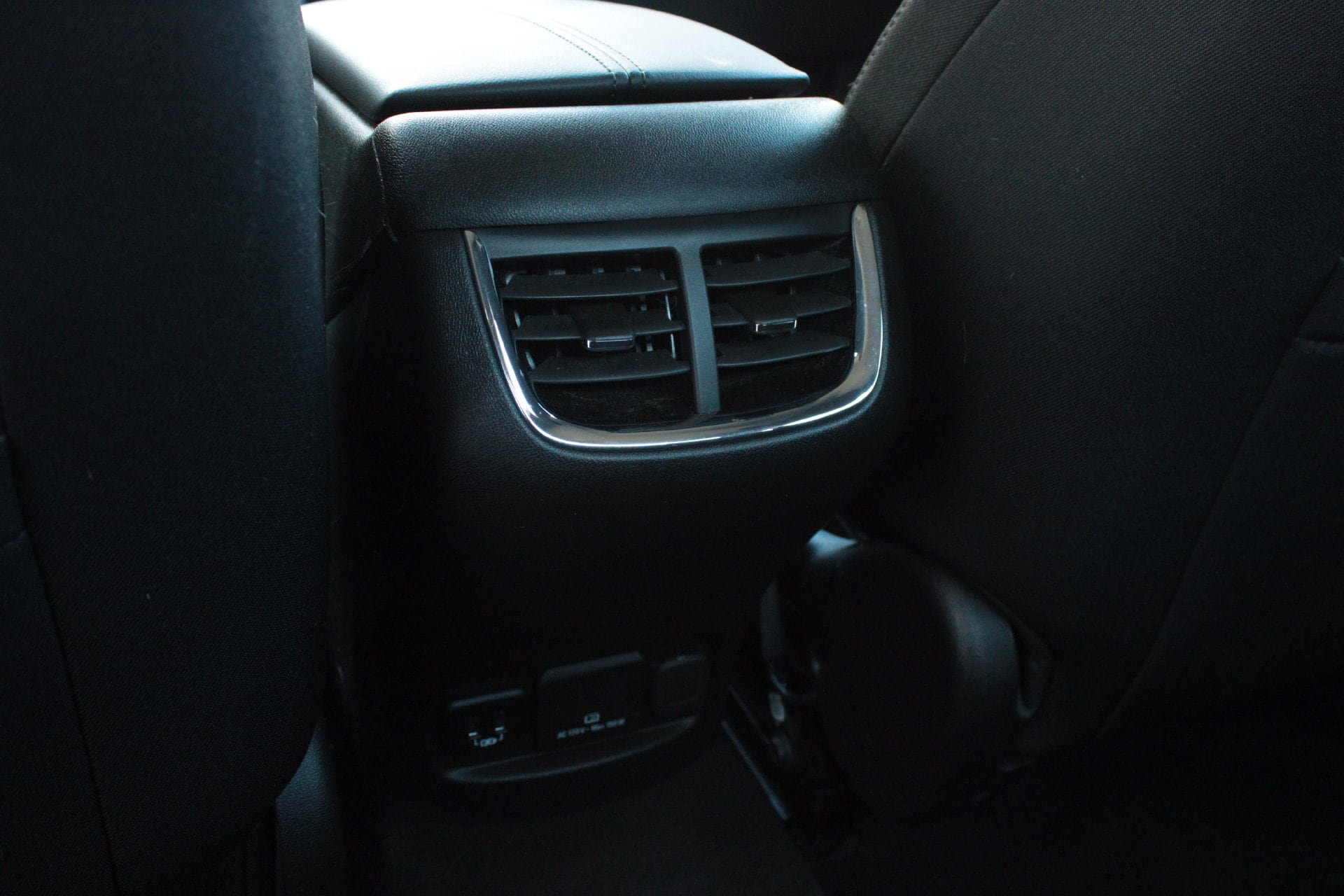 Used 2018 Chevrolet Malibu LT FWD image 19