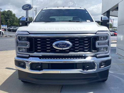 Used 2025 Ford F350 Lariat w/ Chrome Package AWD/4WD image 11