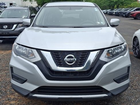 Used 2017 Nissan Rogue S AWD/4WD image 2