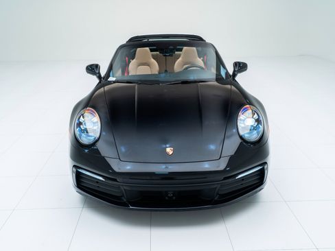 Certified 2024 Porsche 911 Targa 4S image 6