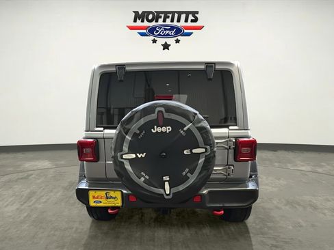 Used 2018 Jeep Wrangler Unlimited Rubicon w/ Dual Top Group image 6
