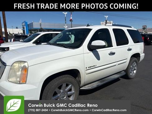 Used 2008 GMC Yukon Denali AWD/4WD image 2