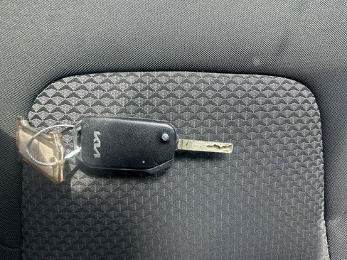 Used 2024 Kia Sportage LX AWD/4WD image 23