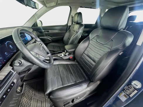 Certified 2024 Kia Telluride SX Prestige AWD/4WD image 11
