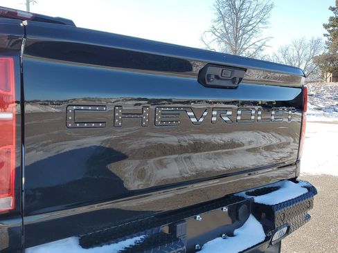 Used 2024 Chevrolet Silverado 2500 High Country w/ Technology Package image 30