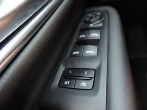 Used 2021 Chevrolet Tahoe LT image 27