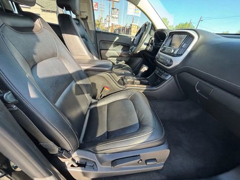 Used 2018 GMC Canyon SLT w/ Driver Alert Package image 16