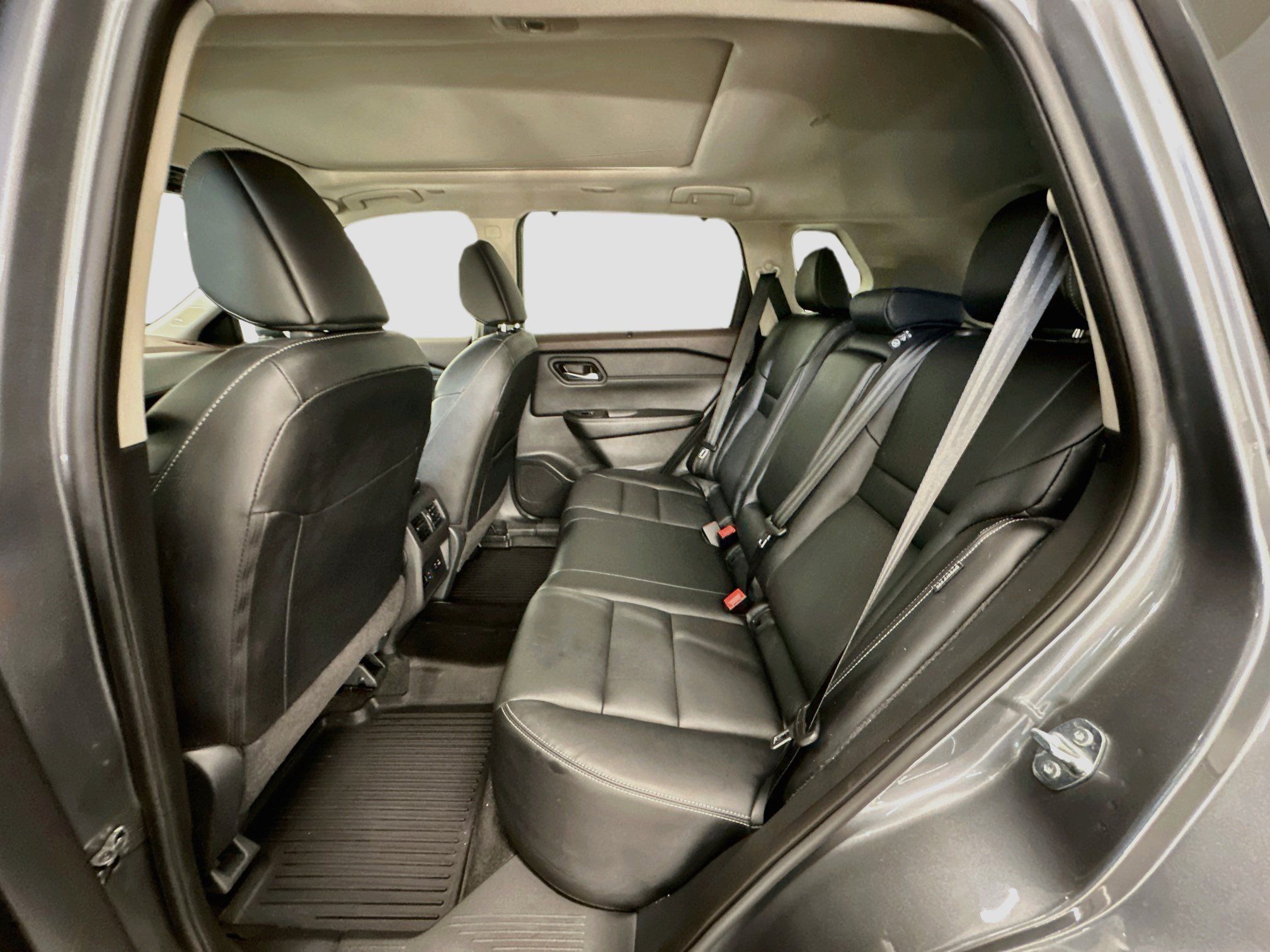 Used 2023 Nissan Rogue SL w/ SL Premium Package AWD/4WD image 30