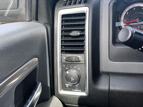 Used 2020 RAM 1500 Warlock RWD image 33