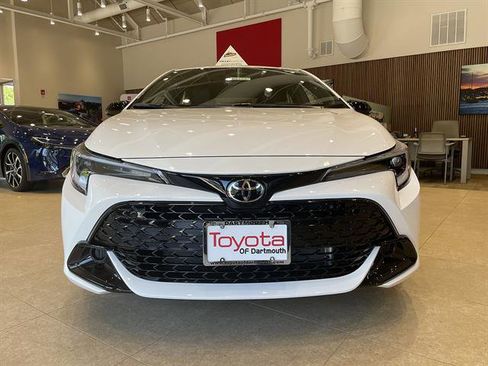 New 2026 Toyota Corolla SE FWD image 2