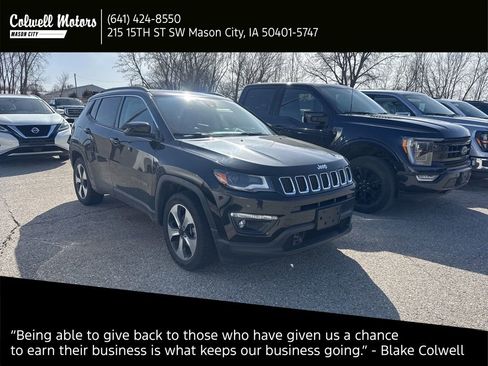 Used 2018 Jeep Compass Latitude w/ Popular Equipment Group image 1