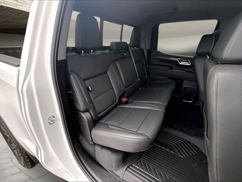 New 2026 Chevrolet Silverado 1500 LT Trail Boss w/ Convenience Package II image 11