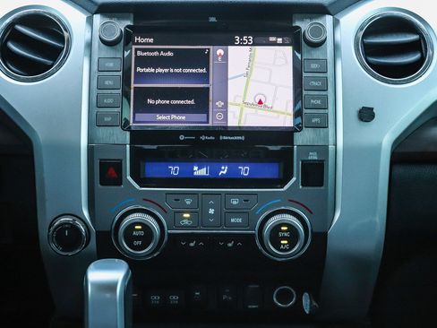 Used 2021 Toyota Tundra Limited w/ Limited Premium Package AWD/4WD image 14