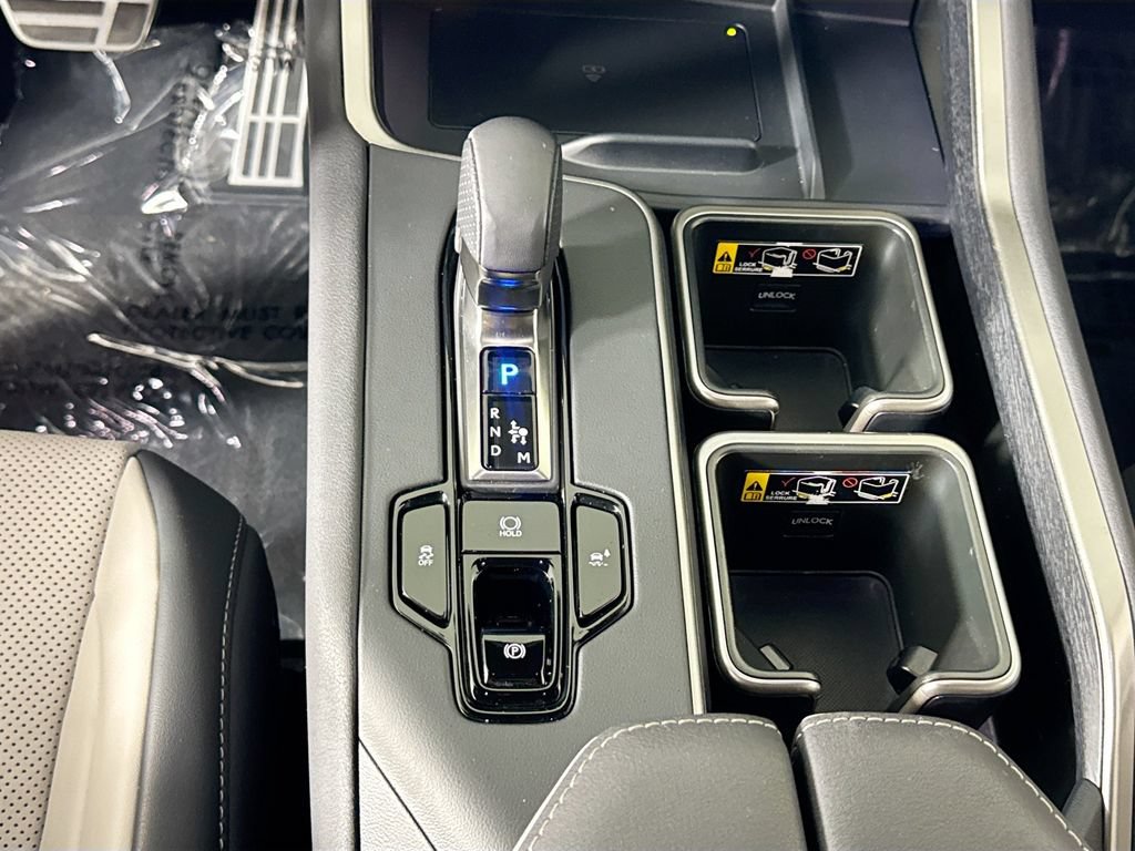 Used 2025 Lexus TX 500h AWD w/ Technology Package image 19