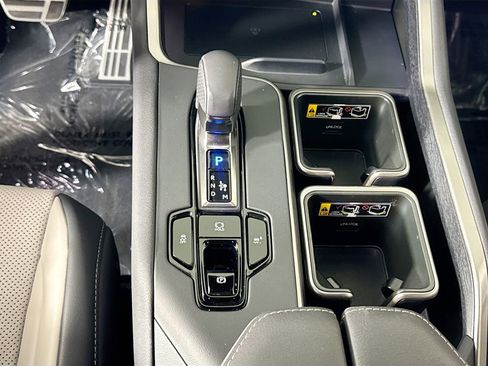 Used 2025 Lexus TX 500h AWD w/ Technology Package image 19