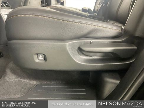 Certified 2024 MAZDA CX-90 3.3 Turbo w/ Select Package AWD/4WD image 29