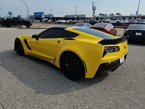 Used 2017 Chevrolet Corvette Z06 w/ Z07 Performance Package RWD image 6