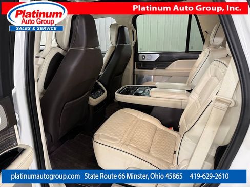 Used 2020 Lincoln Navigator Black Label w/ Cargo Convenience Package AWD/4WD image 27