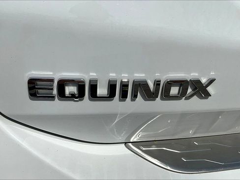 Used 2022 Chevrolet Equinox LS w/ LS Convenience Package image 44