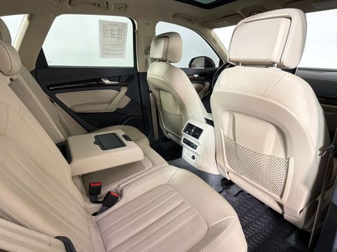 Used 2019 Audi Q5 2.0T Premium Plus w/ Premium Plus Package AWD/4WD image 30